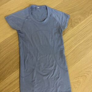 Lululemon Dry Fit Workout Cap Sleeve Shirt